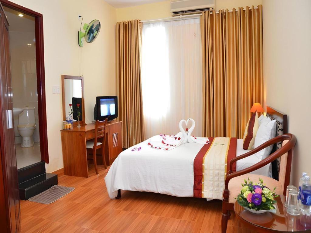7S Hotel Thu Bon Danang Buitenkant foto