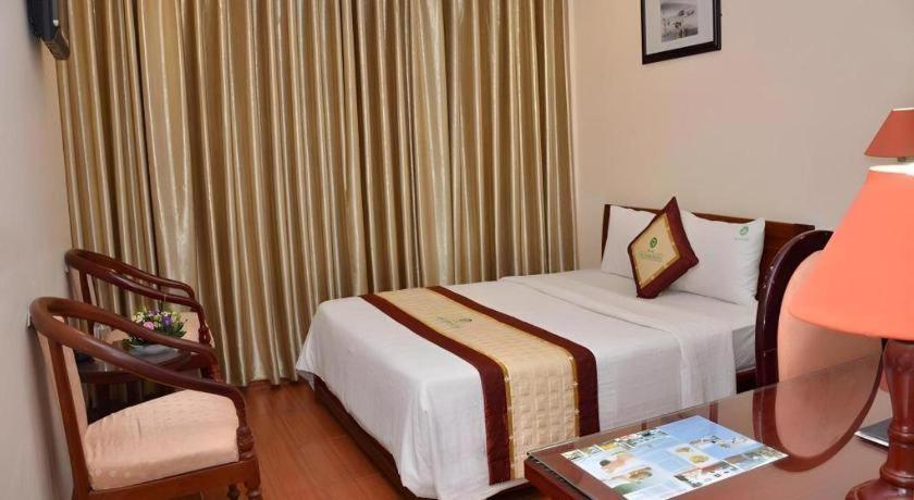 7S Hotel Thu Bon Danang Buitenkant foto